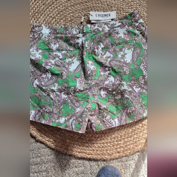L'AGENCE Vittoria paisley Print Green Shorts Sz.10 NWT - Picture 5 of 8